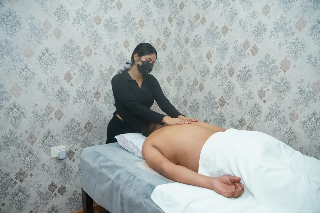Aromatherapy Massage at The Zen Spa & Lounge, Guntur