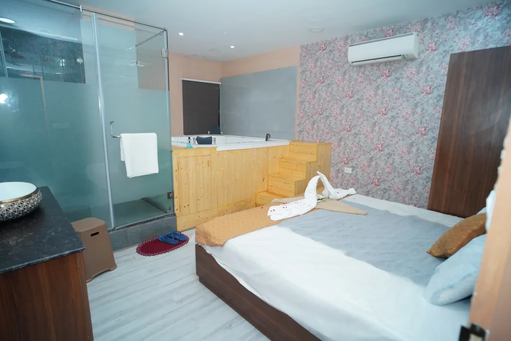 VIP suite with private jacuzzi and rain shower at The Zen Spa & Lounge, Guntur