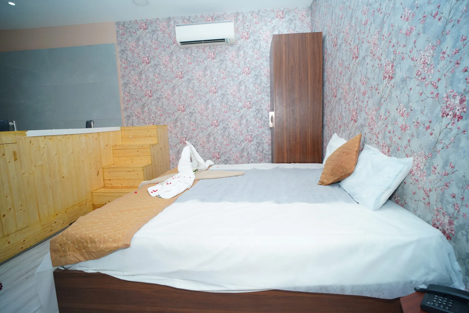 Spa suite at The Zen Spa & Lounge, Guntur